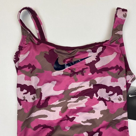 Women's Nike Camo U-Back One-Piece Swimsuit (NESSA326-622) Villain Red - M - Picture 2 of 6